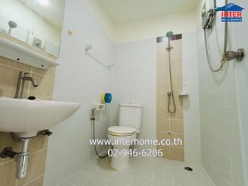 2-storey townhouse, renovated throughout, 21.2 sq.w., Pruksa Ville Village 12A, Phahon Yothin-Sai Mai, opposite Soi Sai Mai 64, Sai Mai Road, Sukhaphi