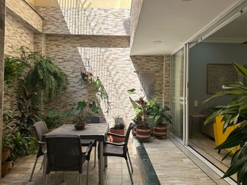 Venta Casa Hotel Boutique, Barrio El Ingenio, sur de Cali, Colombia