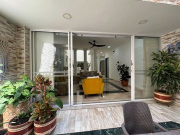 Venta Casa Hotel Boutique, Barrio El Ingenio, sur de Cali, Colombia