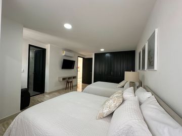 Venta Casa Hotel Boutique, Barrio El Ingenio, sur de Cali, Colombia
