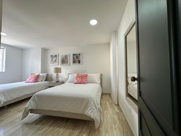 Venta Casa Hotel Boutique, Barrio El Ingenio, sur de Cali, Colombia