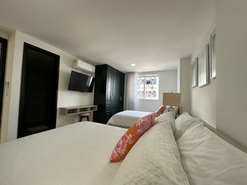 Venta Casa Hotel Boutique, Barrio El Ingenio, sur de Cali, Colombia
