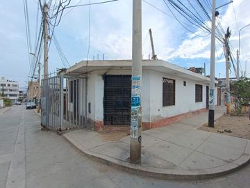 VILLA EL SALVADOR - VENTA CASA PARA REMODELAR - ÁREA 108 m2