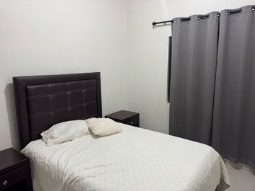 VENTA CASA AMUEBLADA EN PRIVADA CATENA