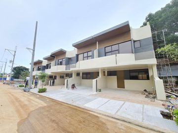 Affordable ready for occupancy rfo townhouse house and lot for sale in san roque antipolo city near unciano hospital and waltermart