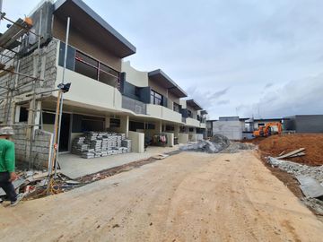 Affordable ready for occupancy rfo townhouse house and lot for sale in san roque antipolo city near unciano hospital and waltermart