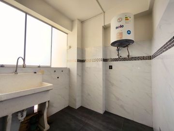 Departamento con 2 habitaciones frente a Megaplaza