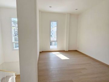 Detached House in the Heart of Chiang Mai – Conveniently located, just 8 minutes from Maya Mall