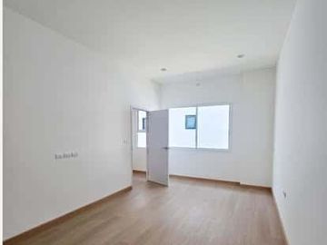 Detached House in the Heart of Chiang Mai – Conveniently located, just 8 minutes from Maya Mall