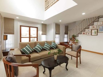 Single house for sale, renovated, Royal Village, 5 bedrooms, with built-in furniture, near Kad Farang
