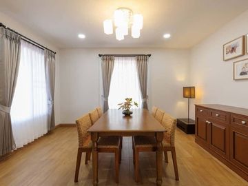 Single house for sale, renovated, Royal Village, 5 bedrooms, with built-in furniture, near Kad Farang