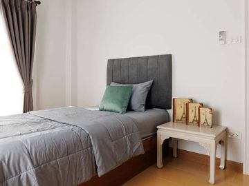 Single house for sale, renovated, Royal Village, 5 bedrooms, with built-in furniture, near Kad Farang