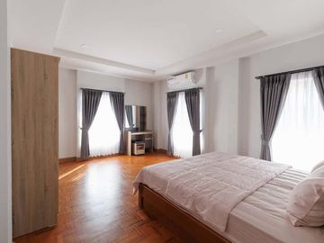 Single house for sale, renovated, Royal Village, 5 bedrooms, with built-in furniture, near Kad Farang