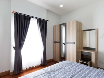 Single house for sale, renovated, Royal Village, 5 bedrooms, with built-in furniture, near Kad Farang