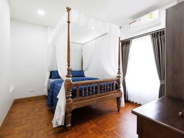 Single house for sale, renovated, Royal Village, 5 bedrooms, with built-in furniture, near Kad Farang
