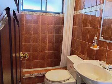 CLUB LOS CHILLOS - CASA DE VENTA