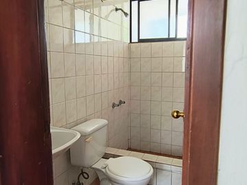CLUB LOS CHILLOS - CASA DE VENTA
