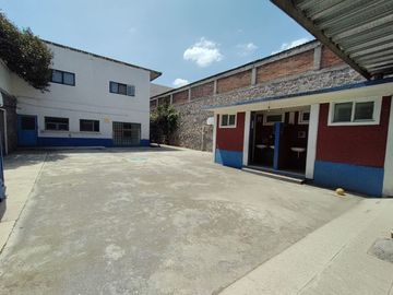 🏢 EDIFICIO COMERCIAL EN VENTA – TOLUCAUbicación estratégica:** **Av. Isidro Fabela Norte, Col. Doctores, Toluca, Edo. Méx.**