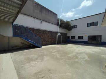 🏢 EDIFICIO COMERCIAL EN VENTA – TOLUCAUbicación estratégica:** **Av. Isidro Fabela Norte, Col. Doctores, Toluca, Edo. Méx.**