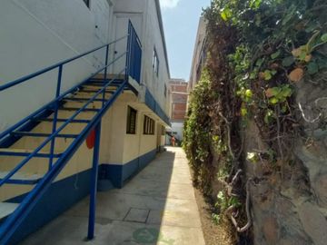 🏢 EDIFICIO COMERCIAL EN VENTA – TOLUCAUbicación estratégica:** **Av. Isidro Fabela Norte, Col. Doctores, Toluca, Edo. Méx.**