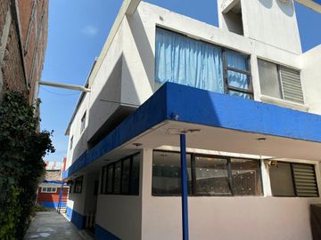 🏢 EDIFICIO COMERCIAL EN VENTA – TOLUCAUbicación estratégica:** **Av. Isidro Fabela Norte, Col. Doctores, Toluca, Edo. Méx.**