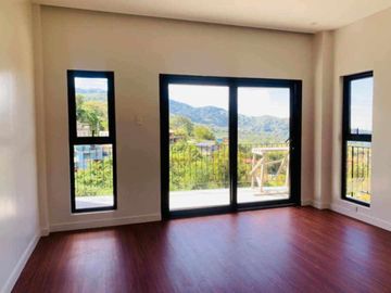 Brand New 3 Bedrooms House with Overlooking View for Sale in Bermuda Hills, Baguio City