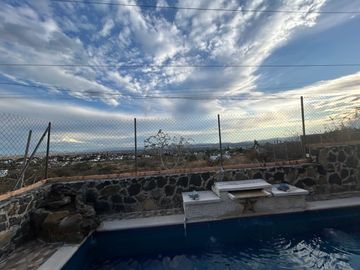 CASA EN VENTA A UNOS MINUTOS DE OAXTEPEC, MORELOS