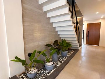 Brand New 4-bedroom House For Sale in Tokyo Mansions