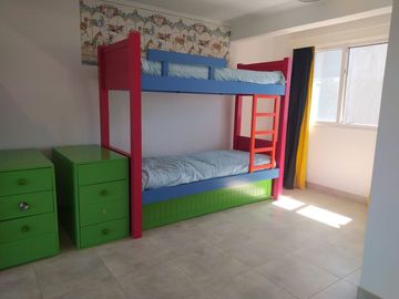 CHARLET ESTILO AMERICANO - 7 AMBIENTES - MAR DE LAS PAMPAS