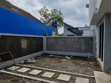 Hunian Nyaman dan Strategis: Segera Dapatkan Rumah Ini!