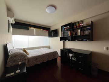 Se vende Hermoso Duplex  frente a parque en Chacarilla San Borja, Lima, Perú