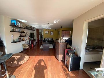 Se vende Hermoso Duplex  frente a parque en Chacarilla San Borja, Lima, Perú
