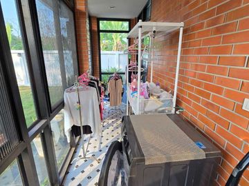 Detached House for Sale – 195 Sq.m., Near Avalon Café