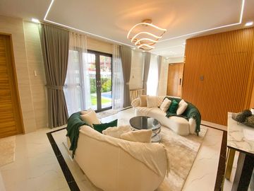 BRAND NEW, FULLY FURNISHED SINGLE-DETACHED HOUSE