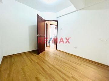 ID: 1131206 Alquilo Flat 109M2 En 3Er Piso Vista A Parque De 3 Dormitorios + 1 Cochera - San Borja