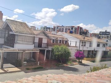 ESPECTACULAR CASA EN LA MARIA EN VENTA