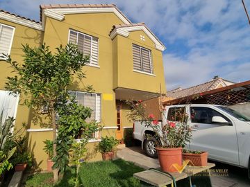 CASA EN VENTA EN SECTOR NORTE DE ANTOFAGASTA COSTA LAGUNA