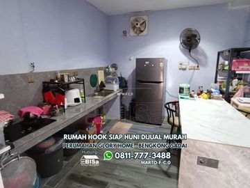Ready-to-Occupy Corner House in Glory Home Bengkong Sadai For Sale