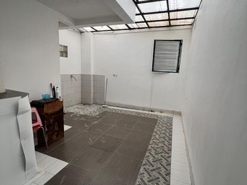 Maleo Bintaro Sektor 9 | Disewakan Tahunan Rumah Bagus Terawat