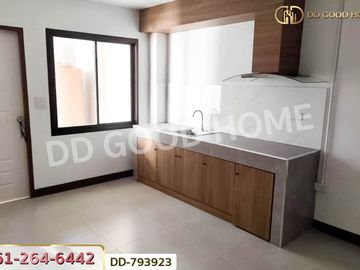 DD-793923 Townhouse Baan Suksabuy Lampang near Central Lampang