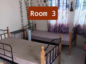 HOUSE AND LOT FOR SALE IN TAGAYTAY