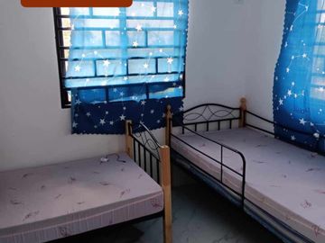 HOUSE AND LOT FOR SALE IN TAGAYTAY