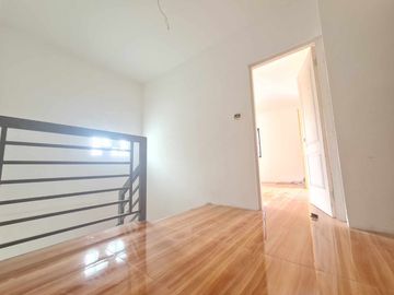Affordable ready for occupancyrfo house and lot for sale corner unit 2 car garage in gulod malaya ampid san mateo rizal near c6 batasan road & sm mall