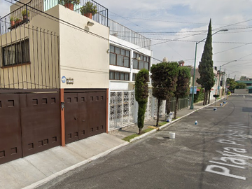 CASA EN REMATE EN IZTACALCO CDMX