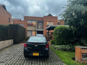 ARRIENDO CASA EN HACIENDA FONTANAR CHIA CUNDINAMARCA