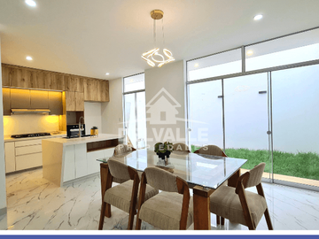 SE VENDE BONITA Y ACOGEDORA CASA EN VENTA | Urb. BOULEVARD PARK PLAZA - PIURA