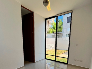 Hermosa casa en venta en la privada Punta Lomas