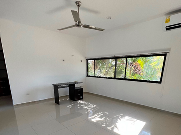 Hermosa casa en venta en la privada Punta Lomas
