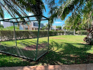 Hermosa casa en venta en la privada Punta Lomas