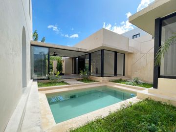 Casa en venta Residencial Xcanatún